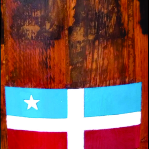 Natural / Carved with Flag