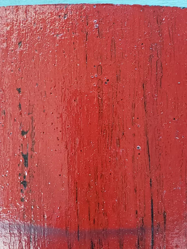 05A BRIGHT RED