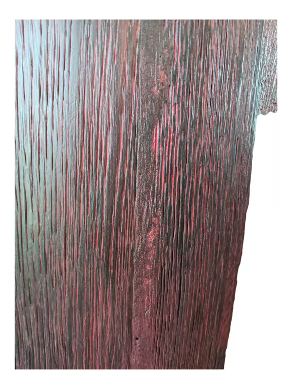 Aged Red / Black